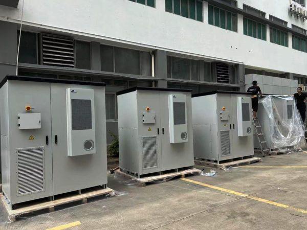 Commercial outdoor cabinet bess